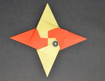 简单折纸制作教程让我们有机会学习到了非常可爱的手工折纸塑形和