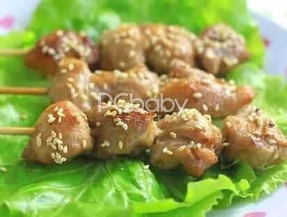 从小防胃癌 这些食物少给BB吃