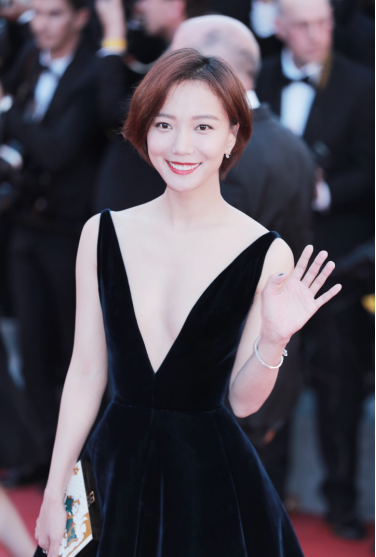 就是我们的银幕女王——王珞丹.