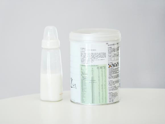 母乳不足奶粉补 奶粉挑选要则