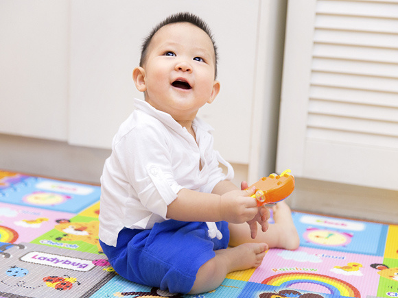 春节如何让宝宝学会适度玩耍，建立时间观？