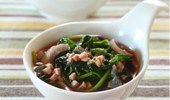 鱼泥豆腐苋菜粥的做法