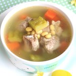 清热汤水：凉瓜黄豆汤