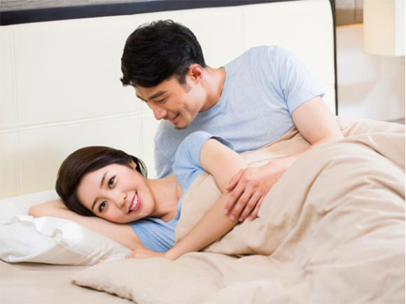 告別性冷淡 小爸媽重燃愛(ài)愛(ài)激情